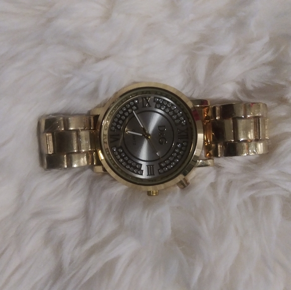 D & G NEW WRIST WATCH